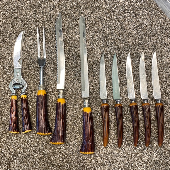 Vintage Set of Crown Sheffield/ Knives Vintage Washington Forge 4 piece set - Picture 1 of 6